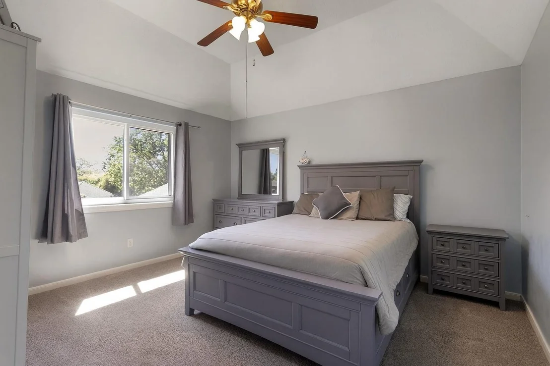 Photo of 402 Windsor Drive