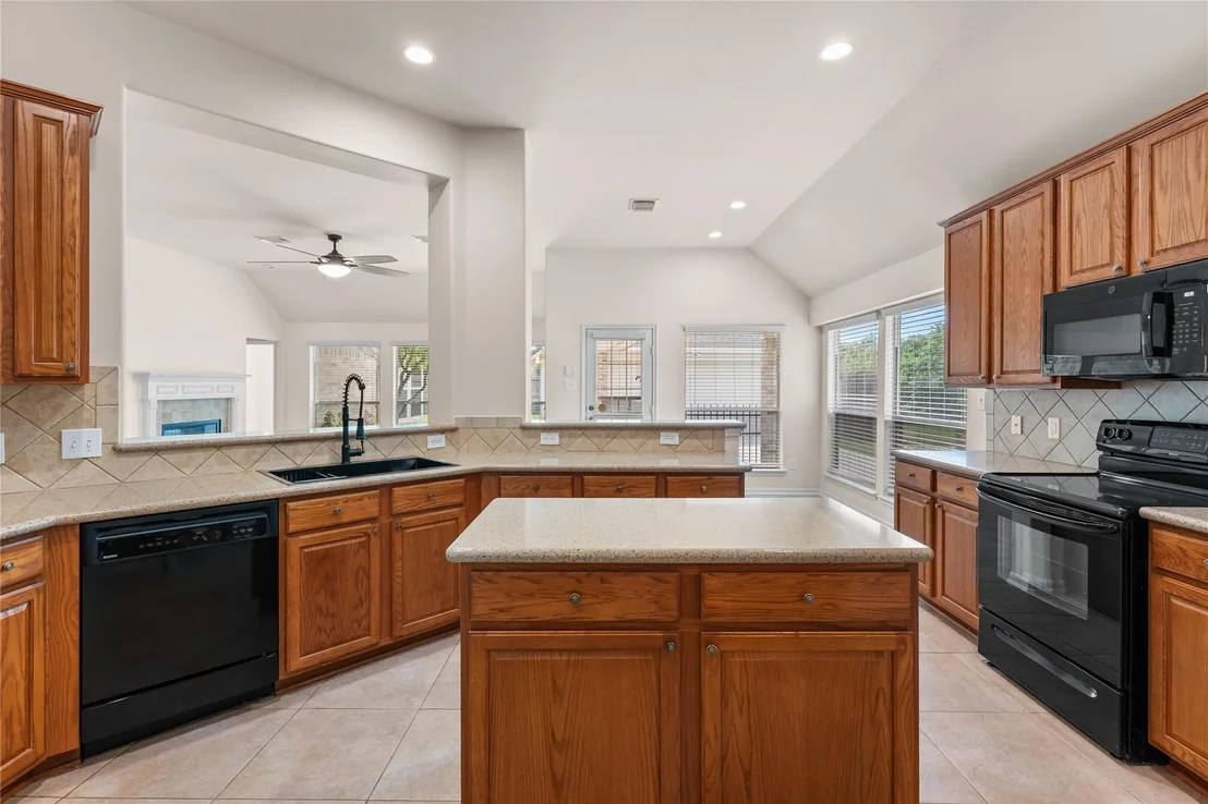Photo of 18634 Summercliff Lane