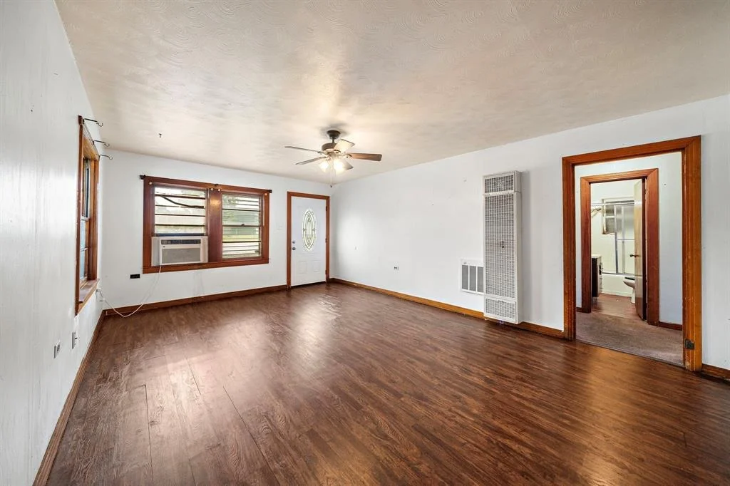 Photo of 523 Main Street