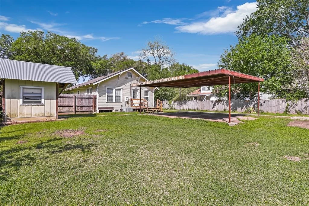 Photo of 809 Coleman Street