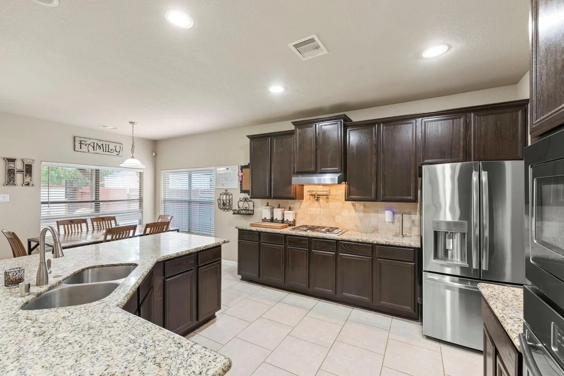Photo of 21735 Lozar Drive