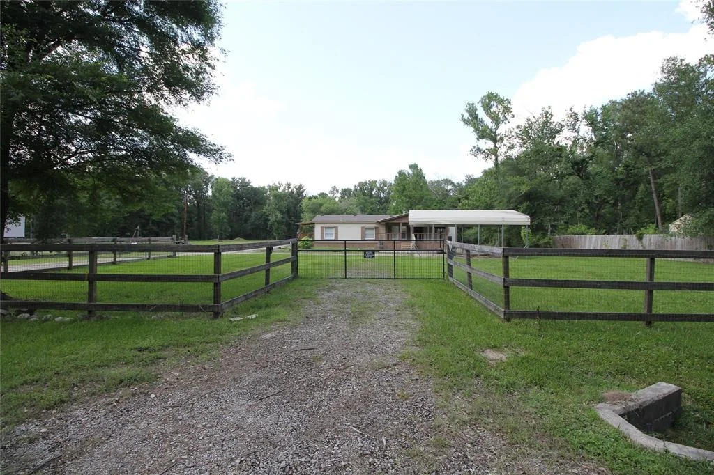 Photo of 26885 Long Street