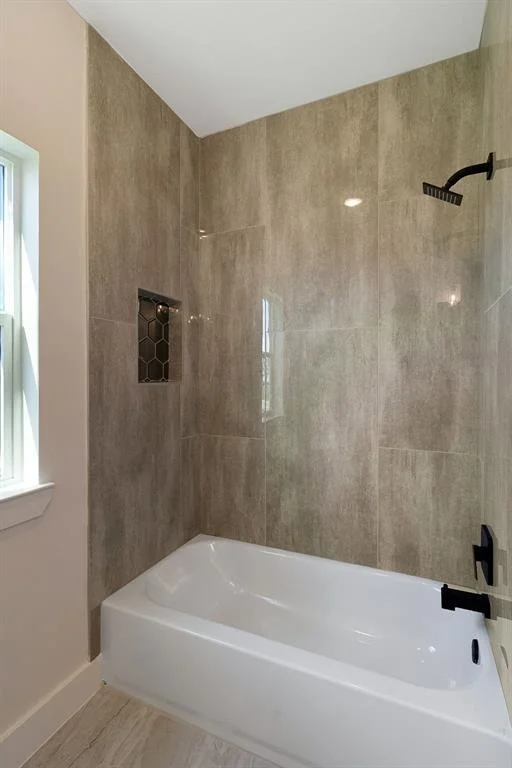 Photo of 409 Echo Lane