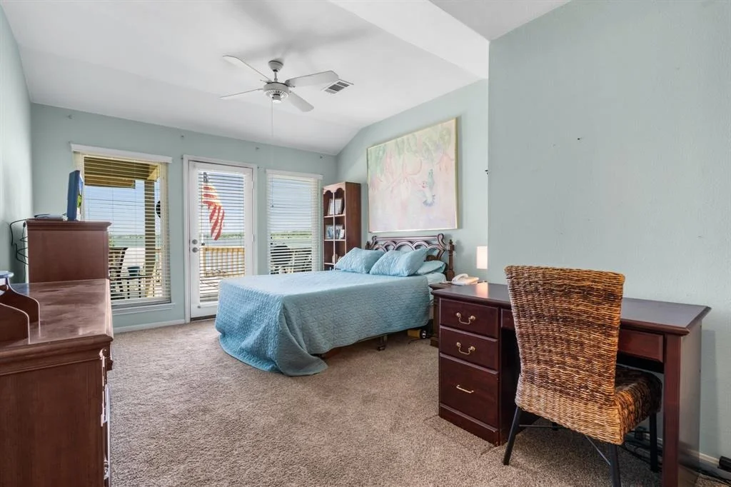 Photo of 112 Cove Point