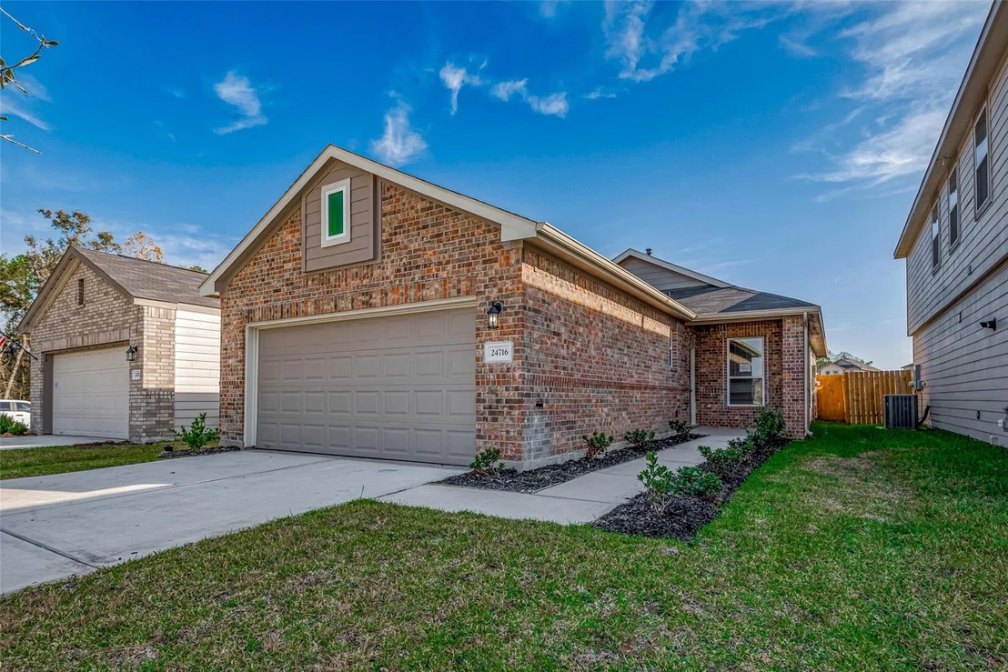 Photo of 210 Emerald Thicket Lane