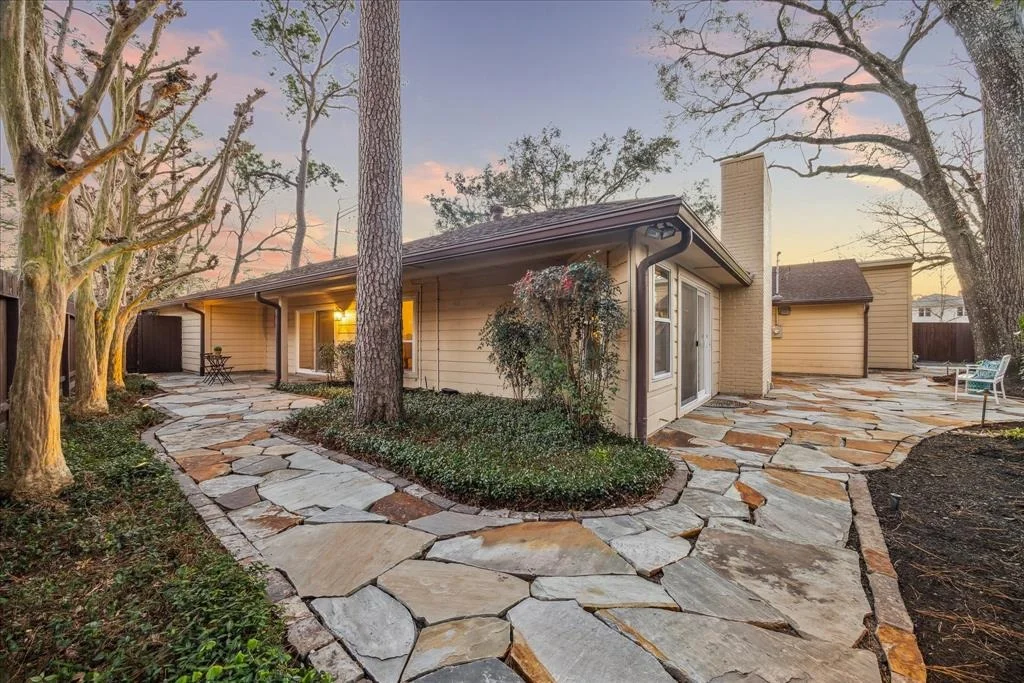 Photo of 8332 Cedarspur Drive