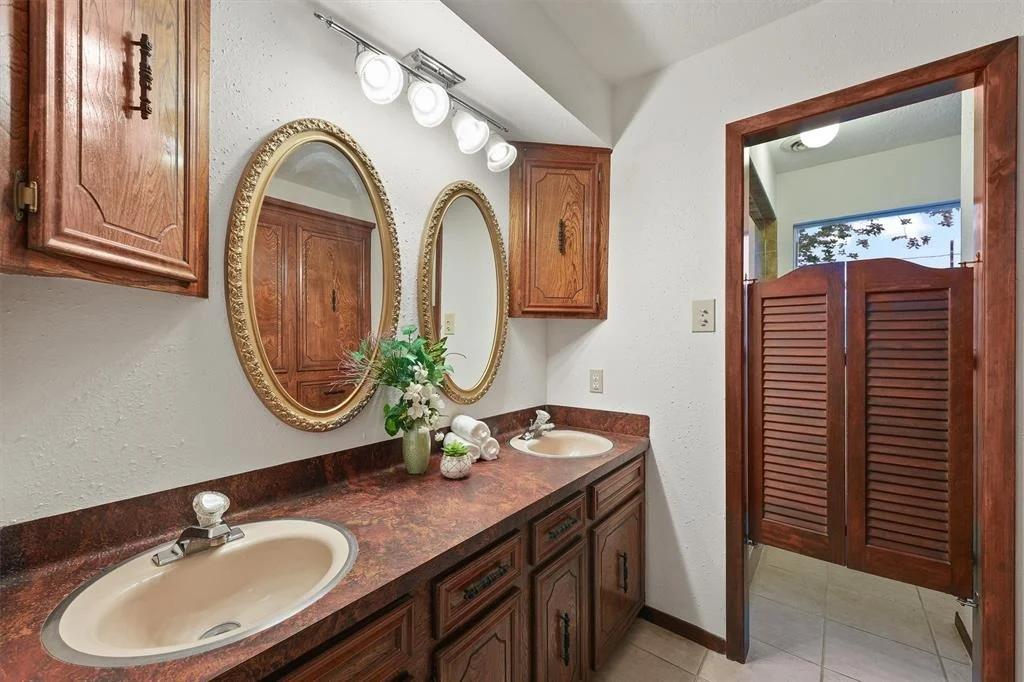 Photo of 1313 Lynwood Road