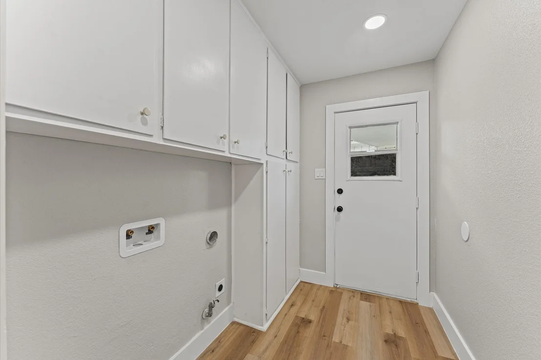 Photo of 2306 Eaglerock Drive