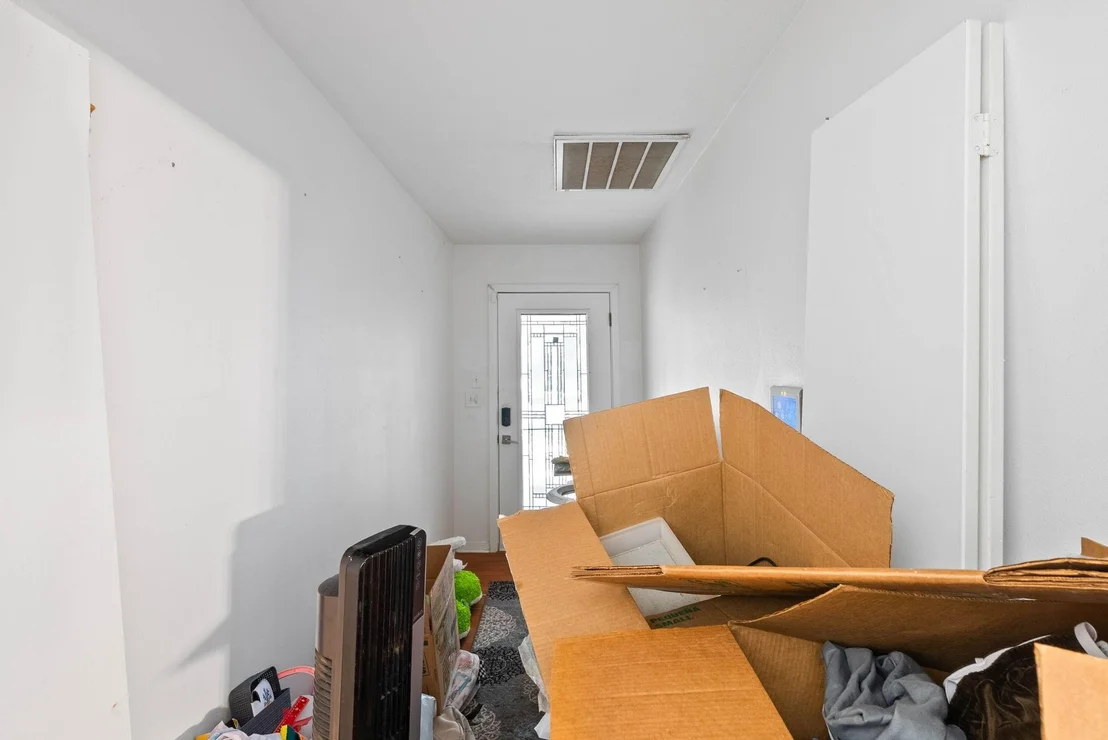Photo of 324 Woodlawn Street