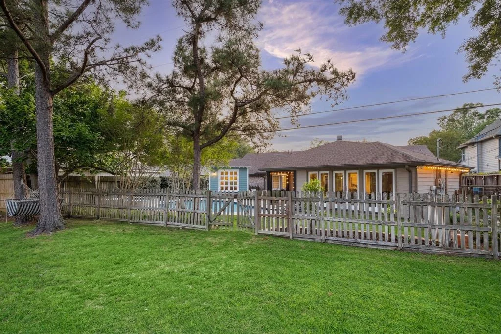 Photo of 426 Wycliffe Drive