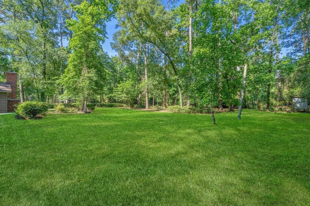 Photo of 15520 Bedford Lane