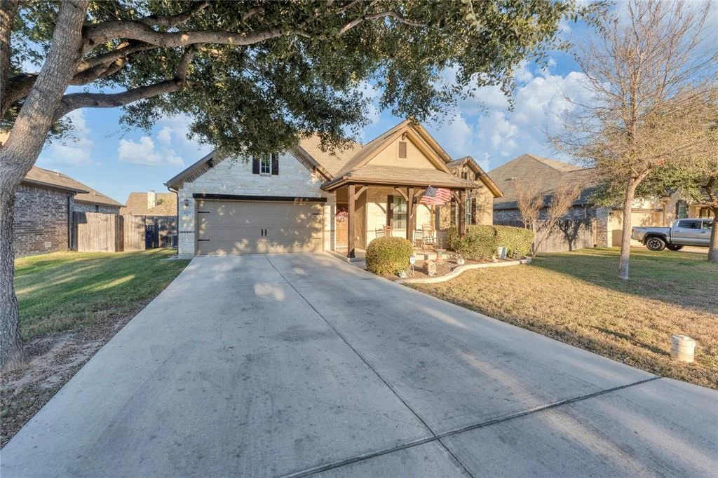 Photo of 2073 Pecan Gable