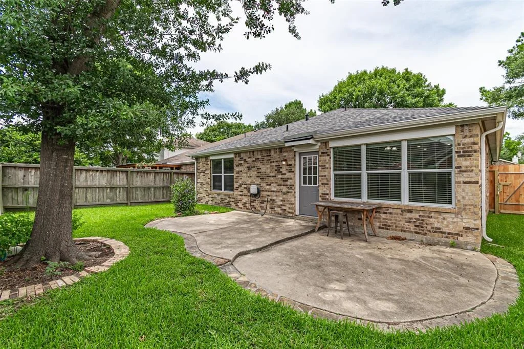 Photo of 17119 Shadow Ledge Drive