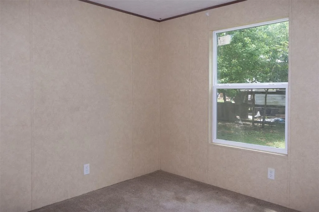 Photo of 8916 Lakeside Drive
