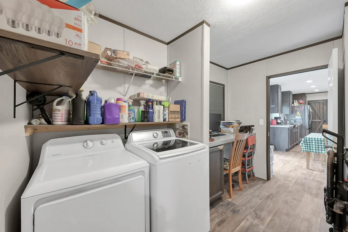 Photo of 15835 Lowell