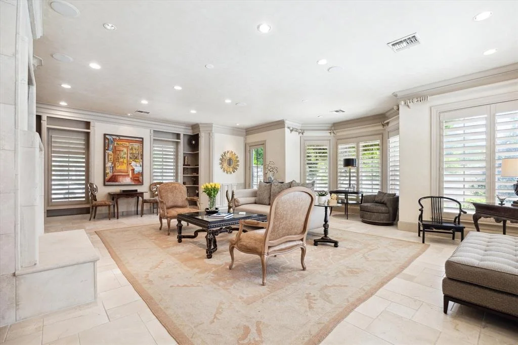 Photo of 3019 Sunset Boulevard