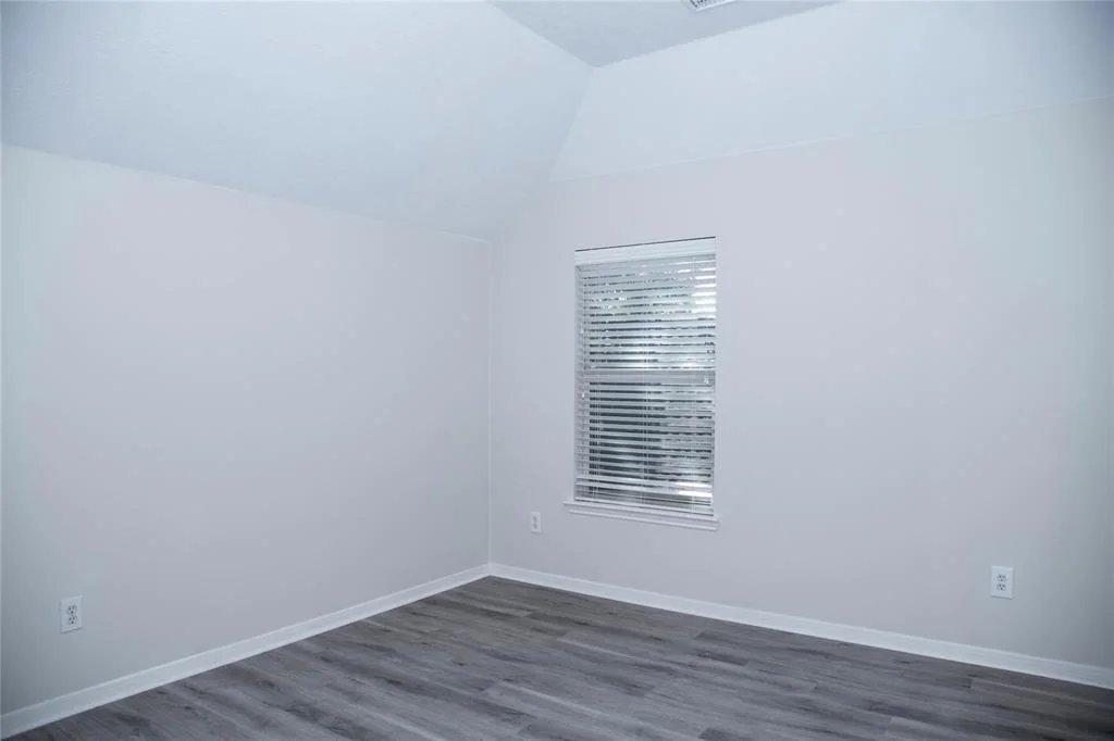 Photo of 22966 Ashmore Estates Ct Court