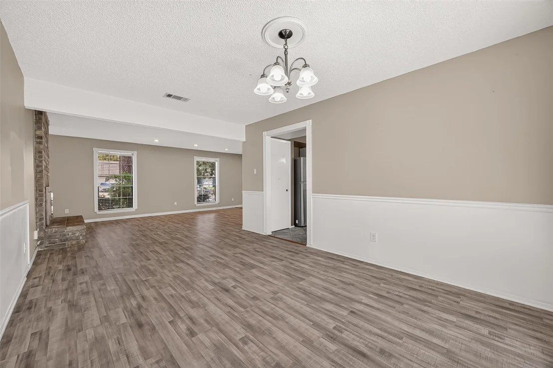 Photo of 25310 Mill Pond Lane