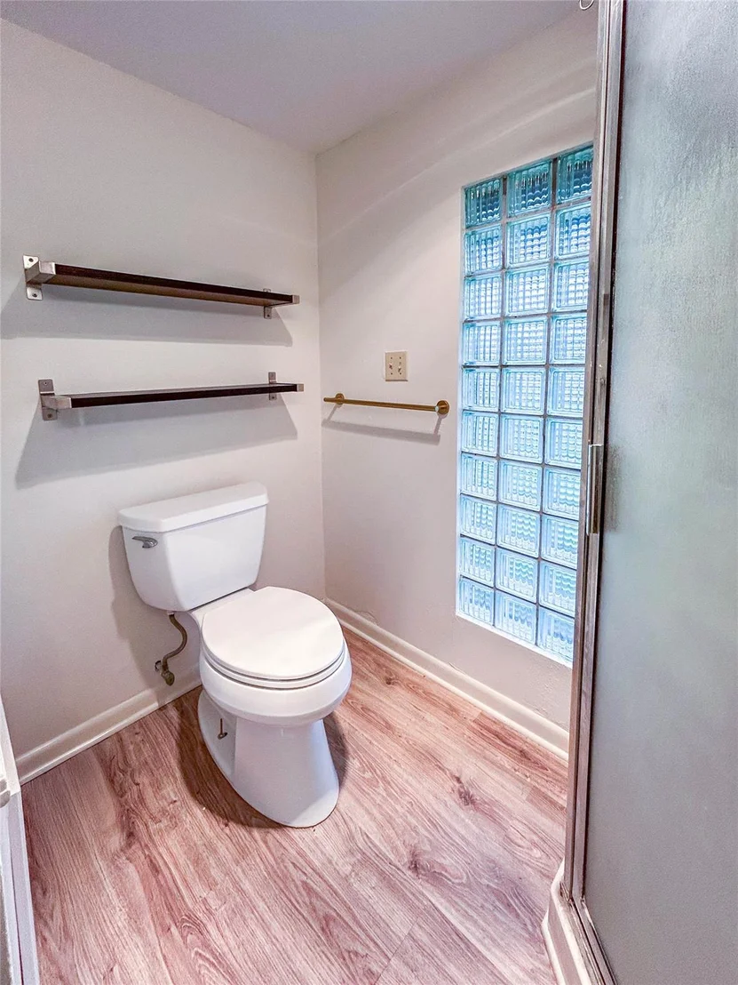 Photo of 530 Circle Way