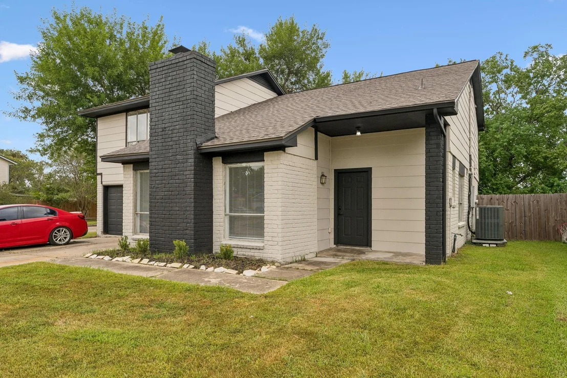 Photo of 10803 Sageriver Drive
