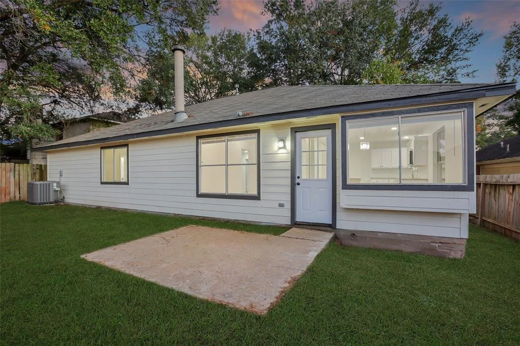 Photo of 12058 La Salle Branch