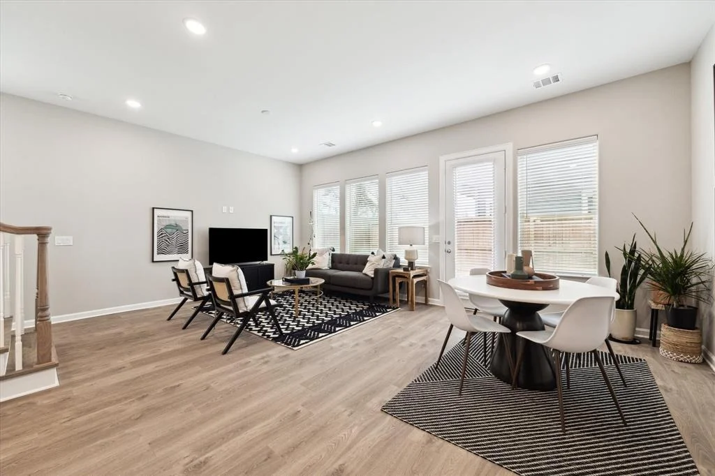 Photo of 6016 T C Jester Boulevard