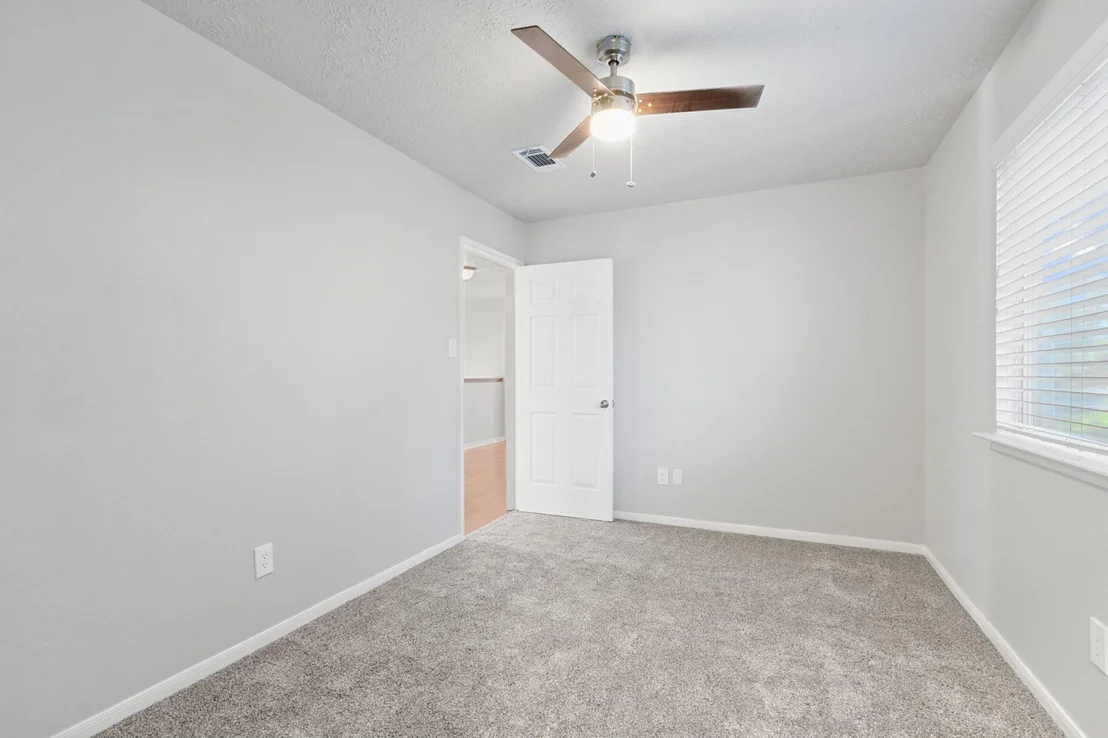 Photo of 21323 Deerhaven Drive