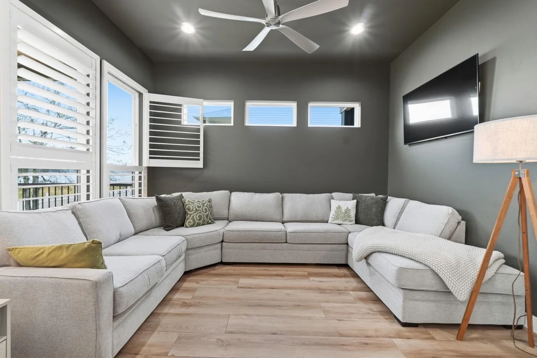 Photo of 255 Peninsula Drive