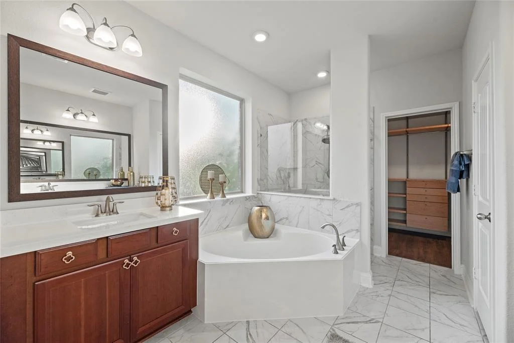 Photo of 19139 Longhorn Point Drive