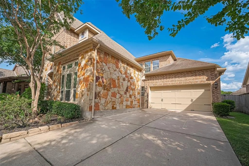 Photo of 10002 Hutton Park Drive