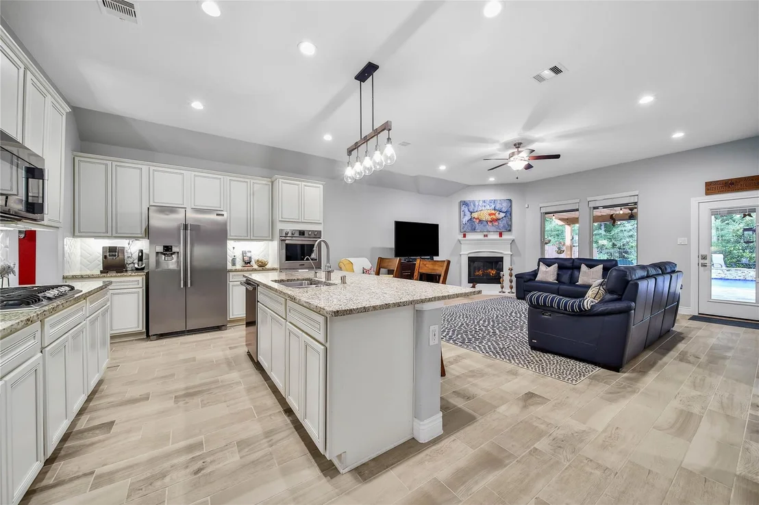 Photo of 280 Dawn Brook Lane