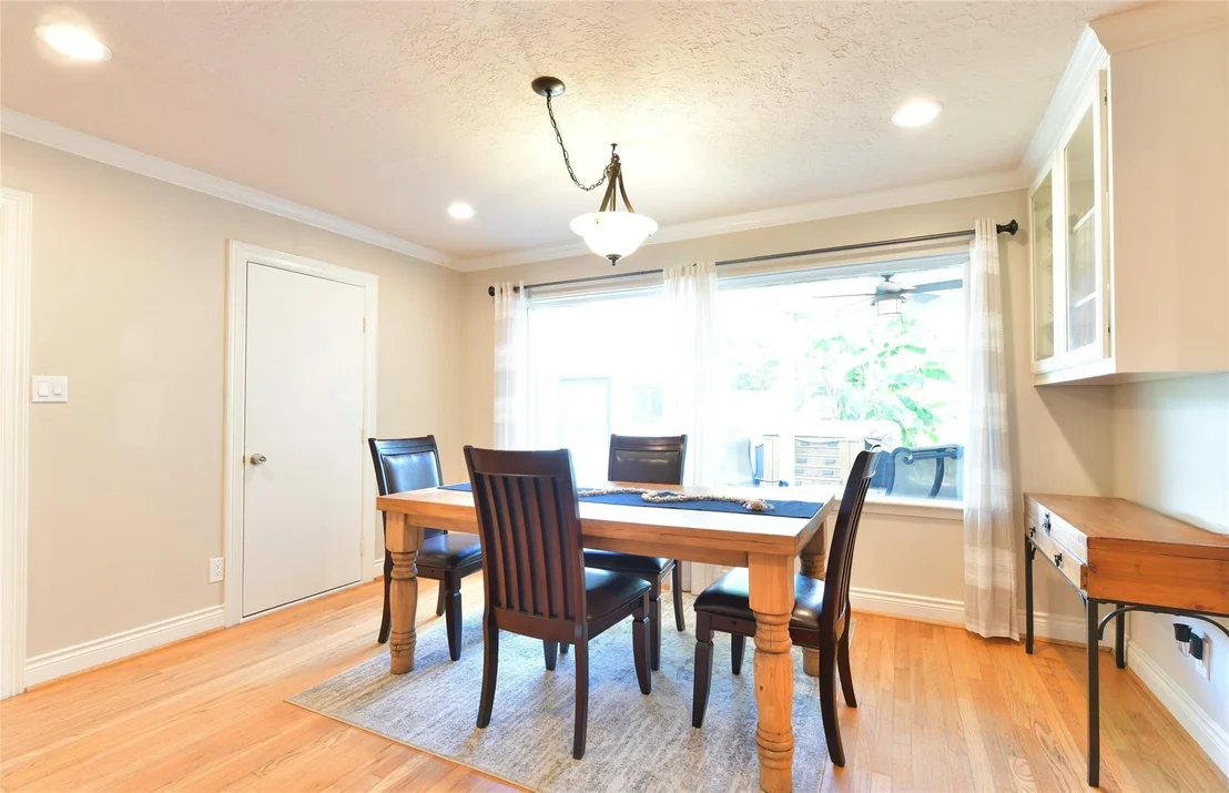 Photo of 4406 Benning Drive