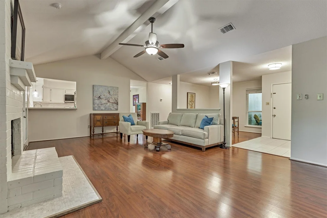 Photo of 2 Rock Pine Court