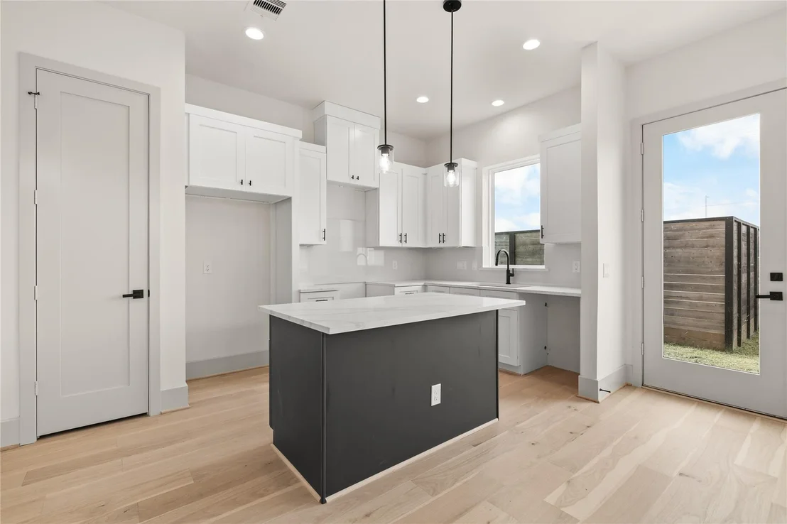 Photo of 4006 Buffalo Moon Drive