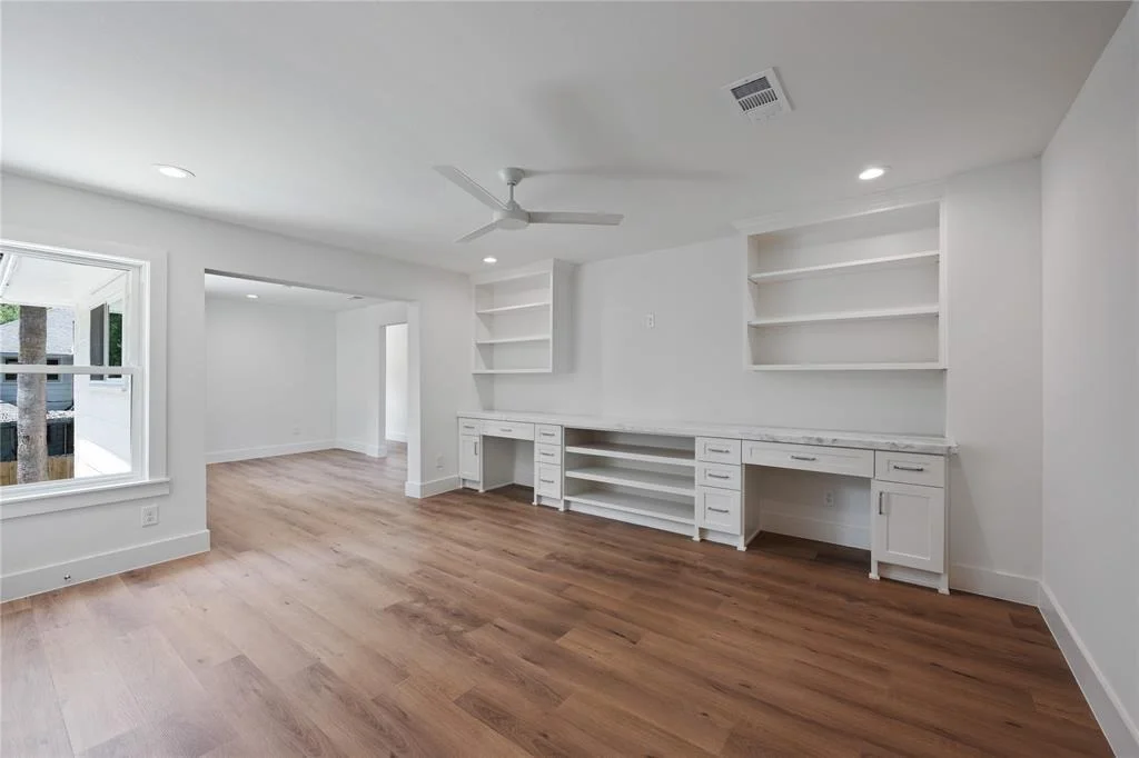 Photo of 8306 Vintage Wood Circle