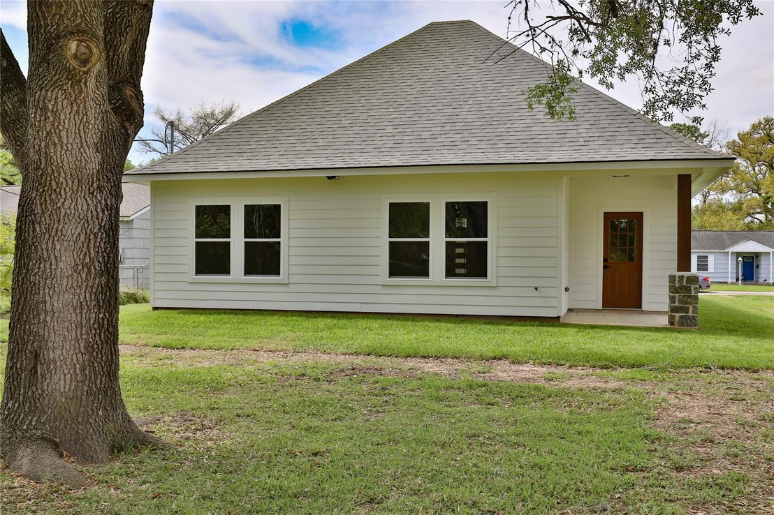 Photo of 223 Laurel Street