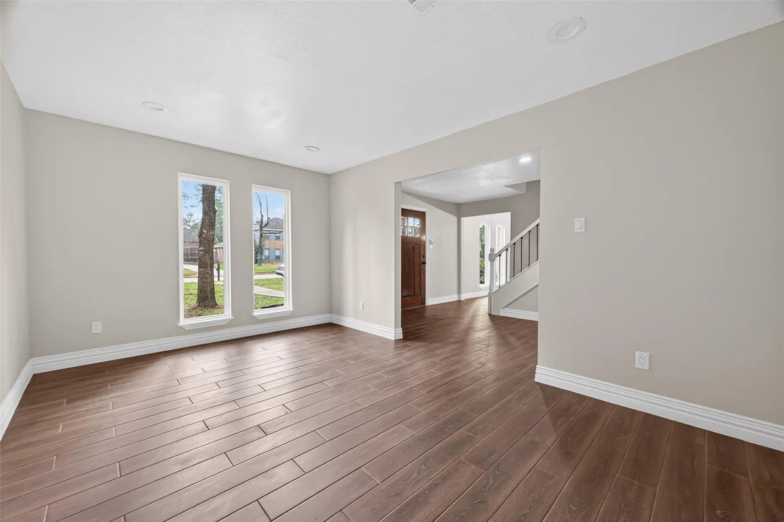Photo of 6322 Inway Drive
