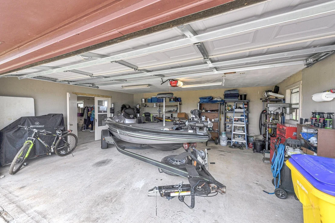 Photo of 1181 Schmidt Road