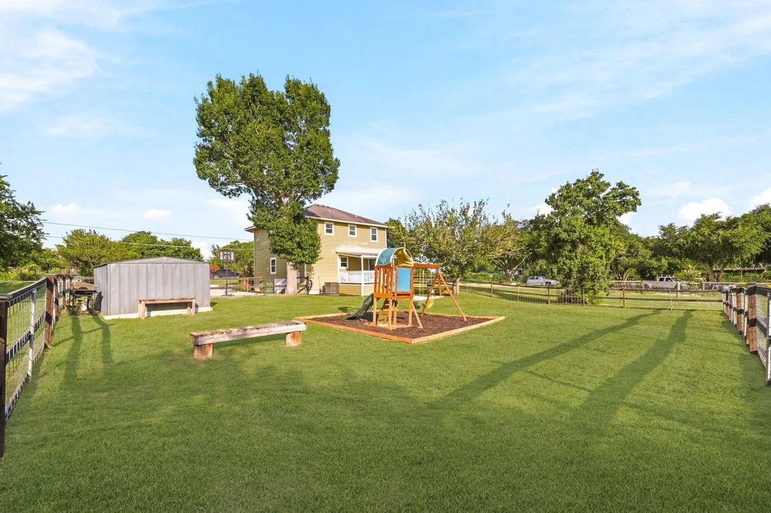 Photo of 133 Meadow View Boulevard