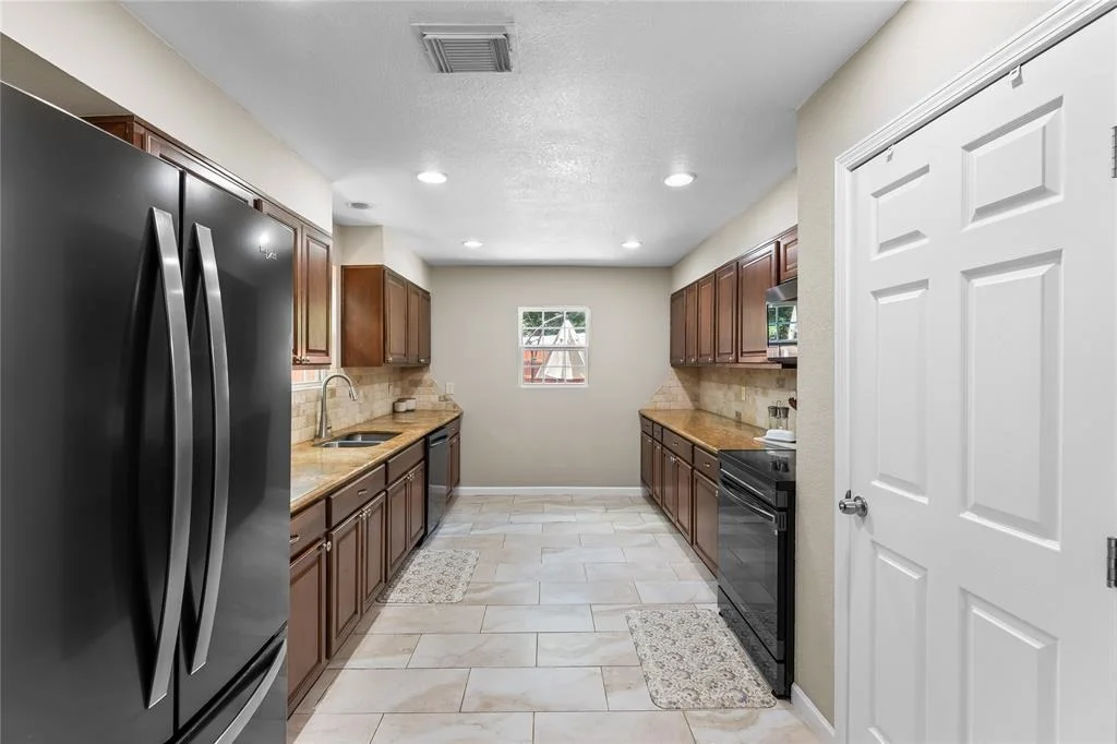 Photo of 1372 Mohawk Drive
