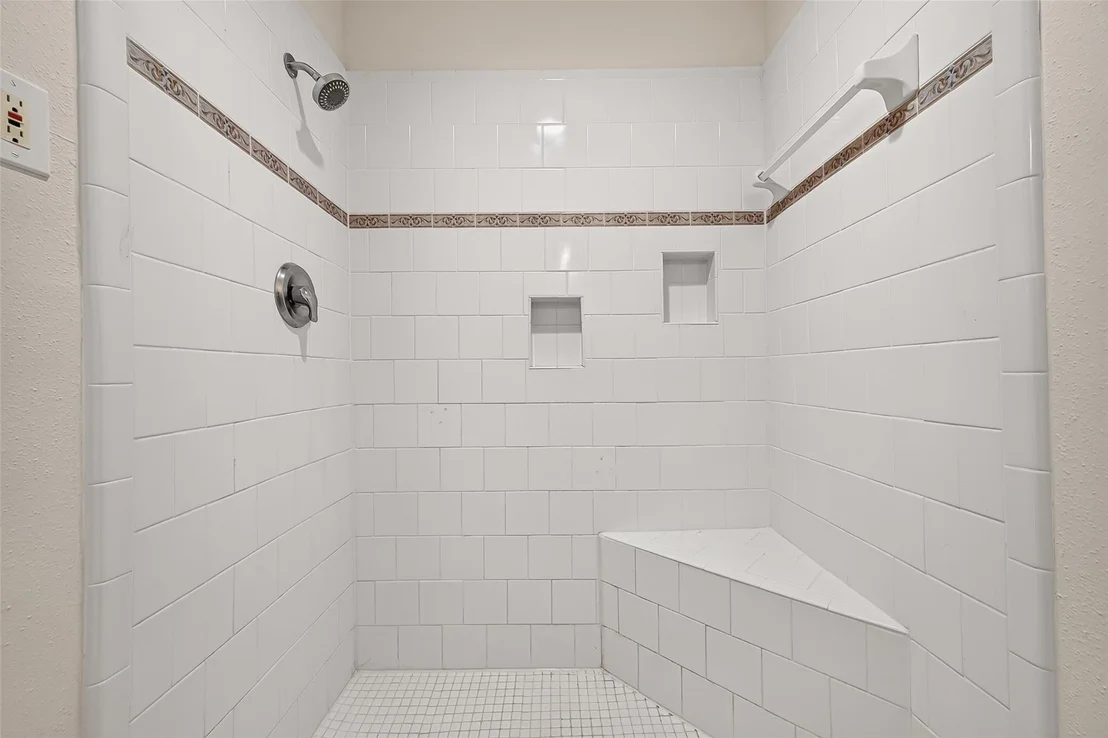 Photo of 9523 Riverside Lodge Drive