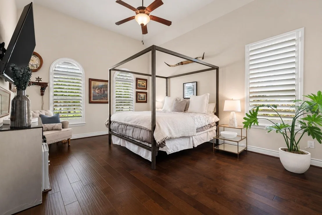 Photo of 27715 Ossineke Drive