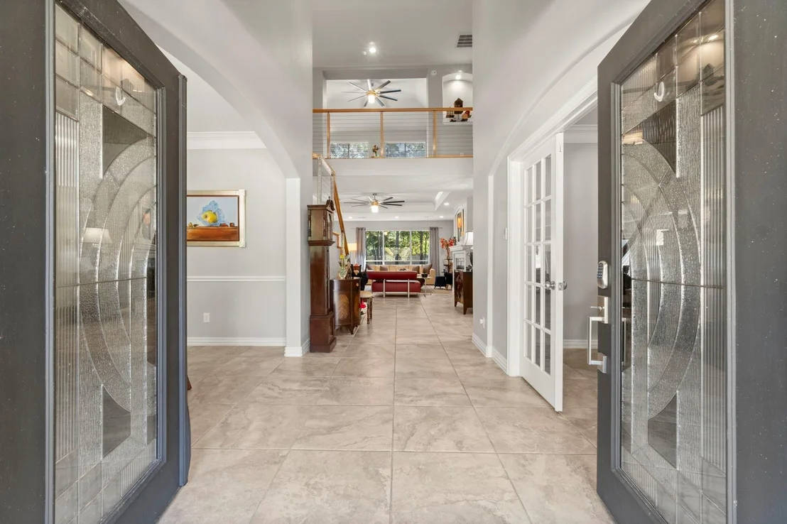 Photo of 6 Marquise Oaks Place