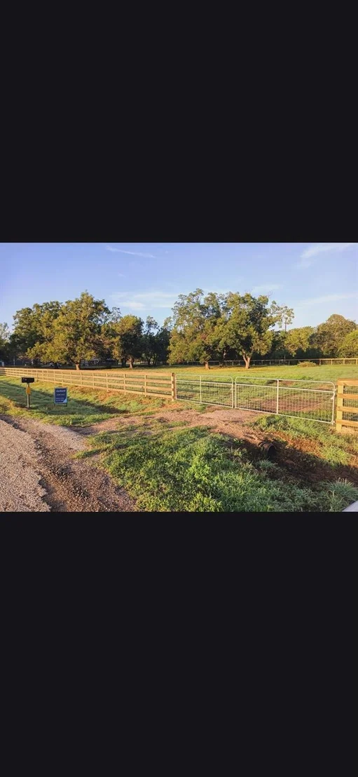 Photo of 315 Pony Lane
