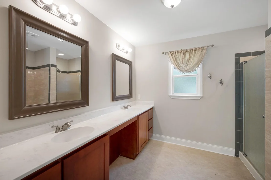 Photo of 10048 Crescent Drive