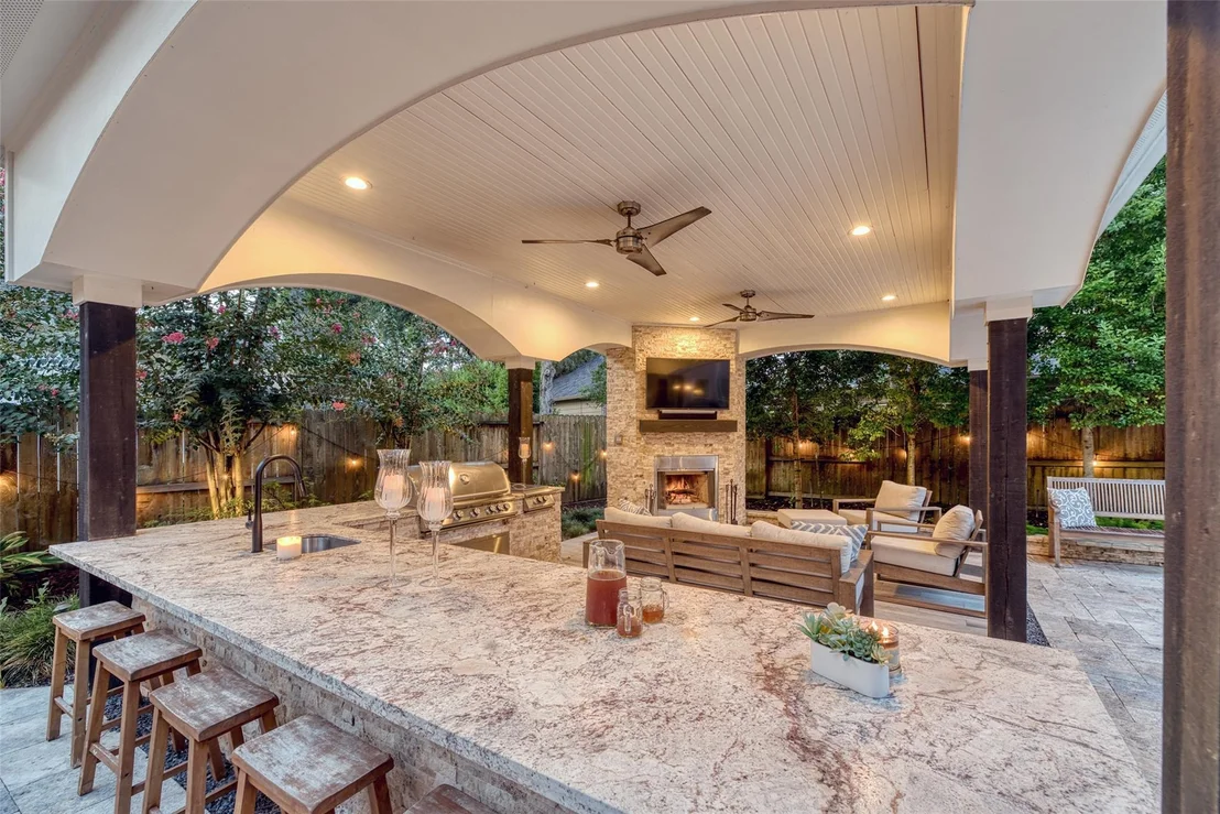 Photo of 923 Chinquapin Place
