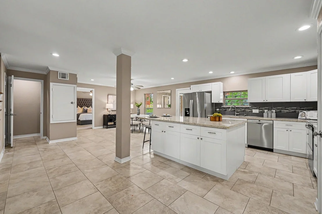 Photo of 15211 Jamaica Drive