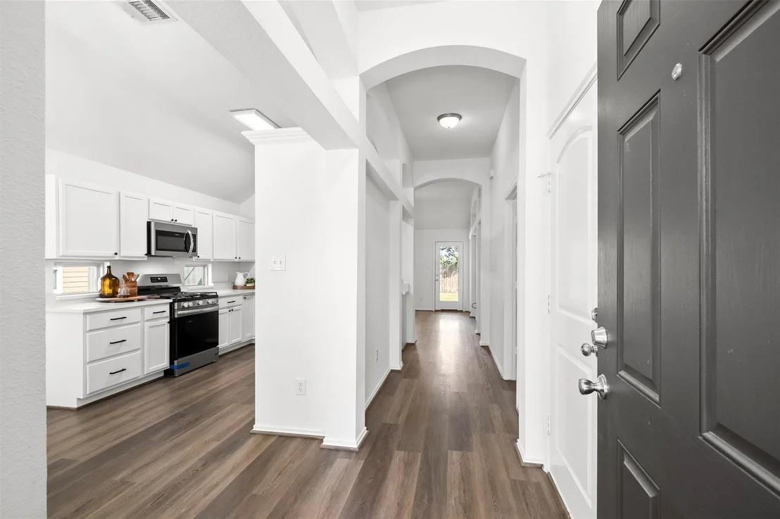 Photo of 706 Heritage Drive