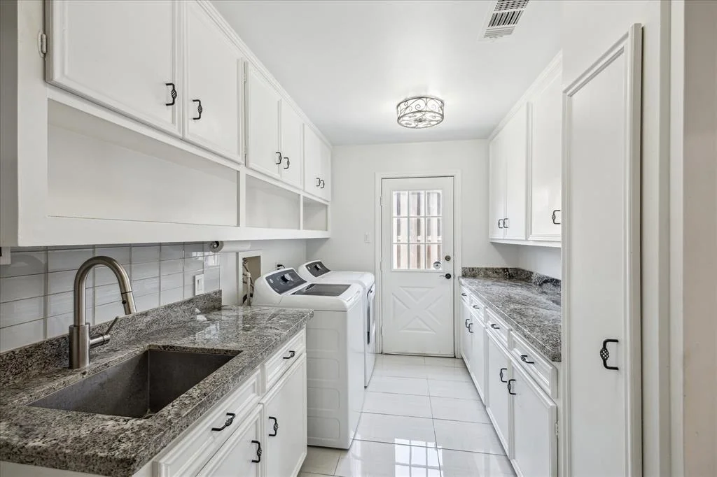 Photo of 250 Gessner Road