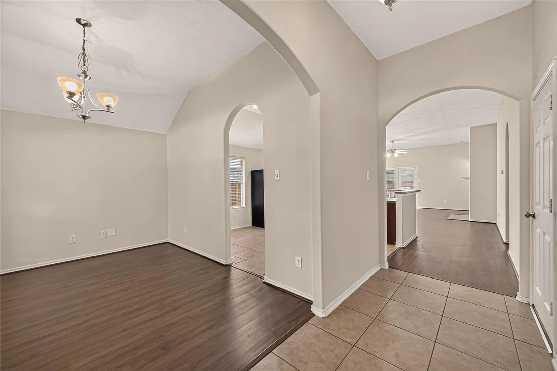 Photo of 5006 Juniper Walk Lane